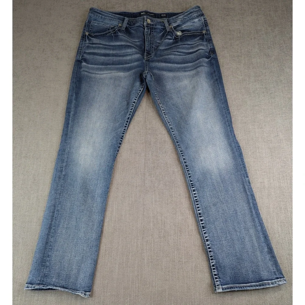 BKE Jeans Mens 38x32 (36x31) Blue Jake Straight Medium Wash Whiskered Denim Pant